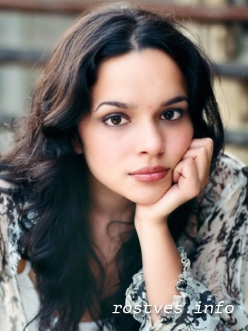 Нора Джонс фото